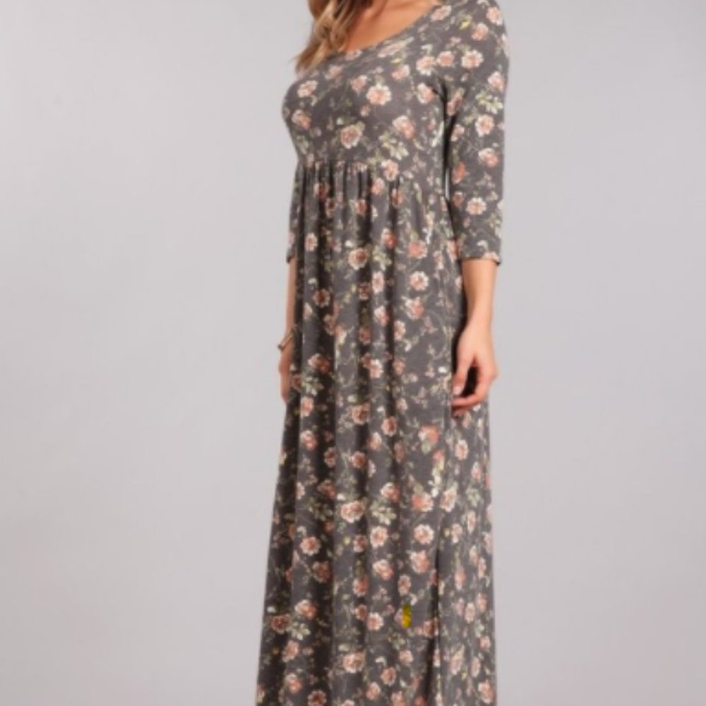 Floral Print Maxi Dress in Charcoal - Picture 3 of 10